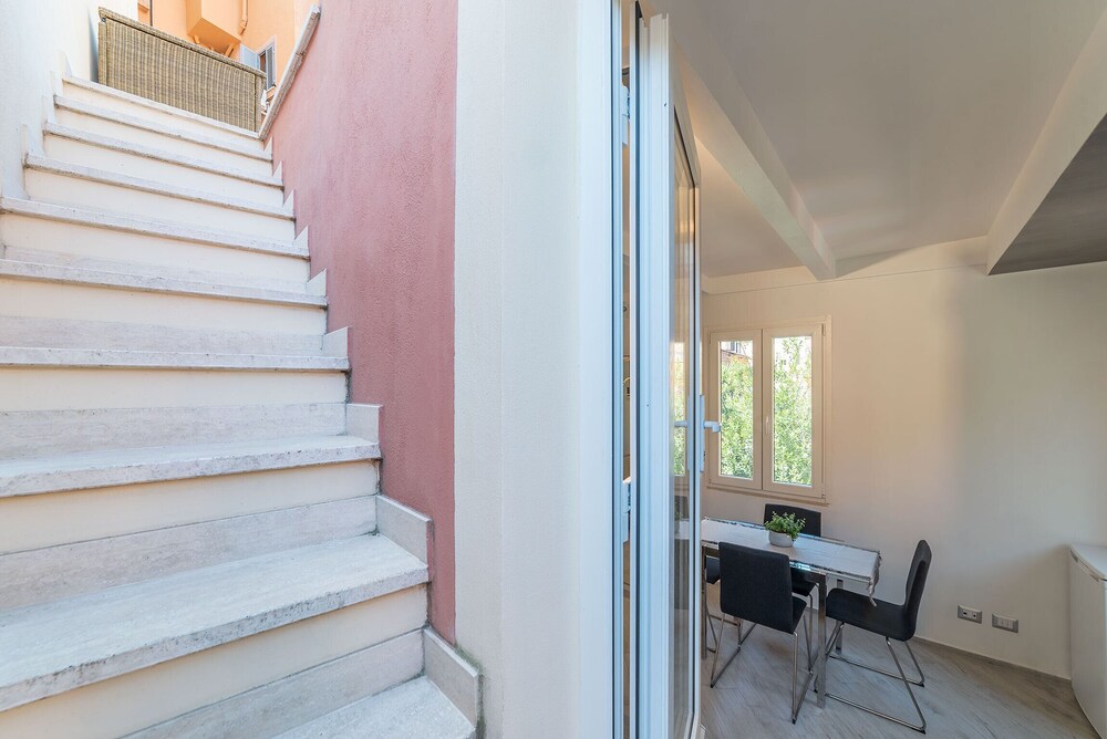 Santa Prassede Rooftop Terrace Studio