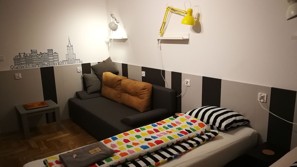 Labo Apartment Metro Plocka view 4