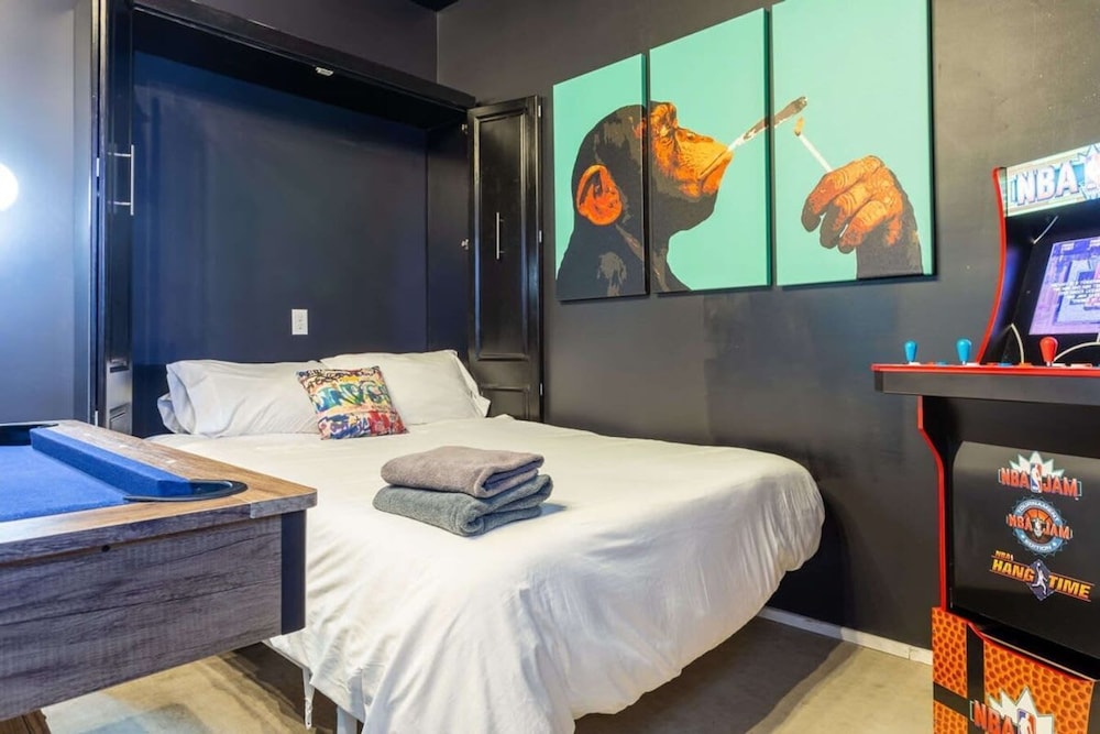Ultimate 10br Group Getaway6min to Rainey Street
