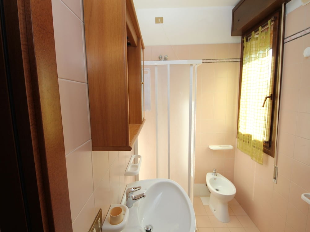 Comfortable Stay Close to the Shore in Rosolina Mare