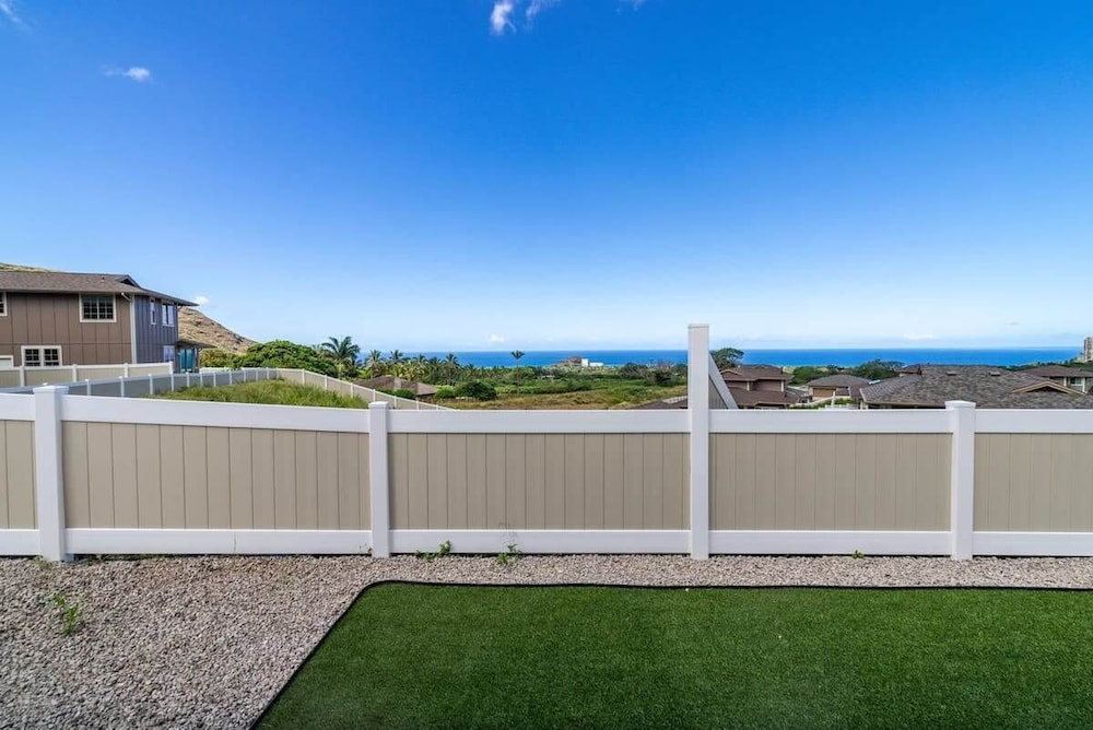 @ Marbella Lane - Serene & Lovely MT + Ocean Views
