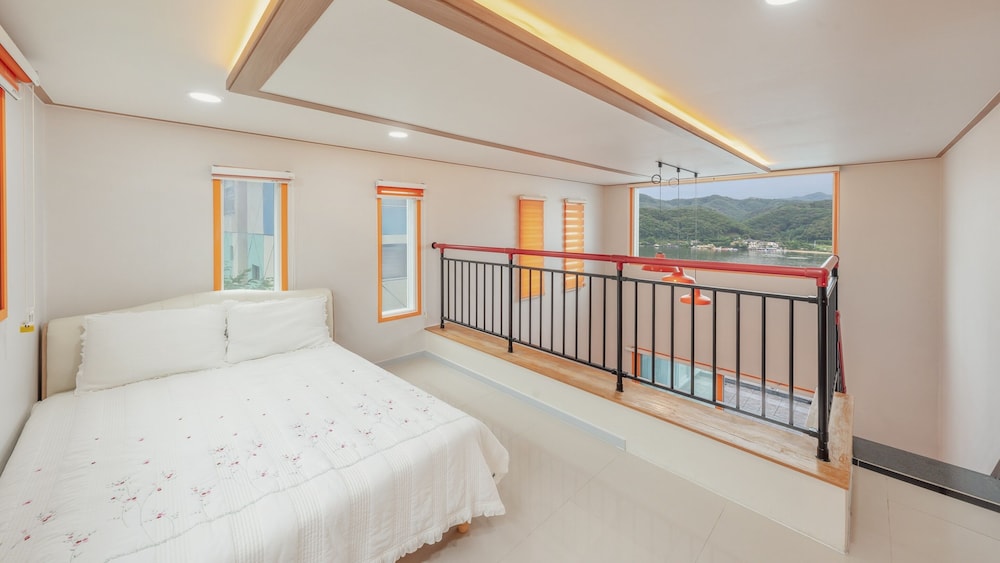 Gapyeong The Hue Spa Pension