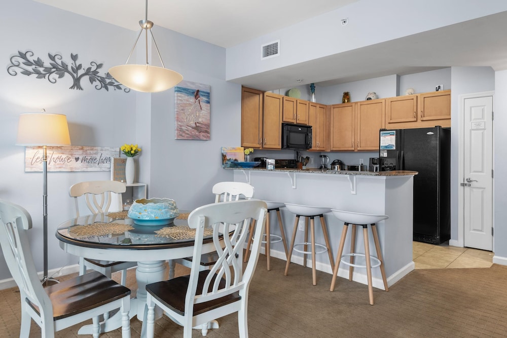 Palms Resort #1603 Jr. 2BR