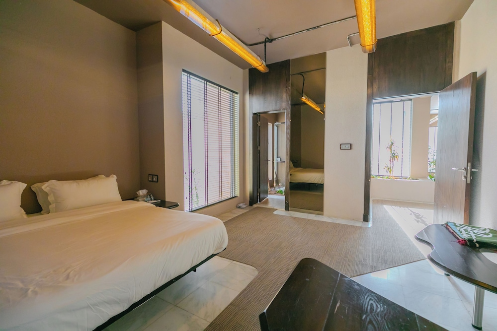Portal Chalets With Private Pool-AlRawda