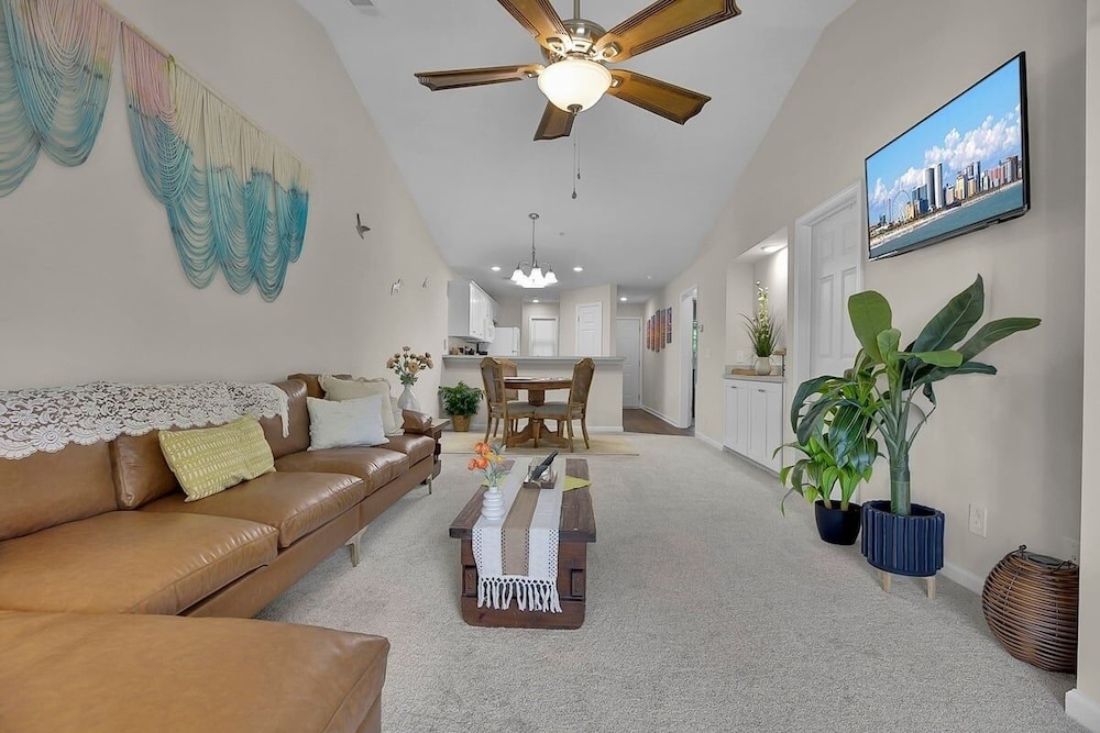 River Oaks 30h 2 Bedroom Condo