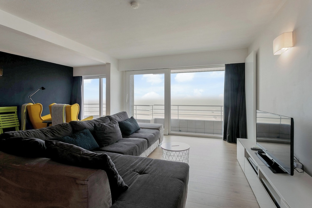 Apartment in Blankenberge Near Seawall