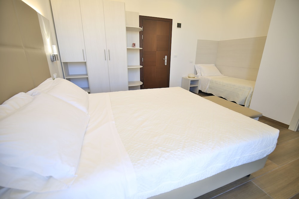 Luxury Golf Villa in Bavaro Cocotal Palma Real Pool Jacuzzi Staff