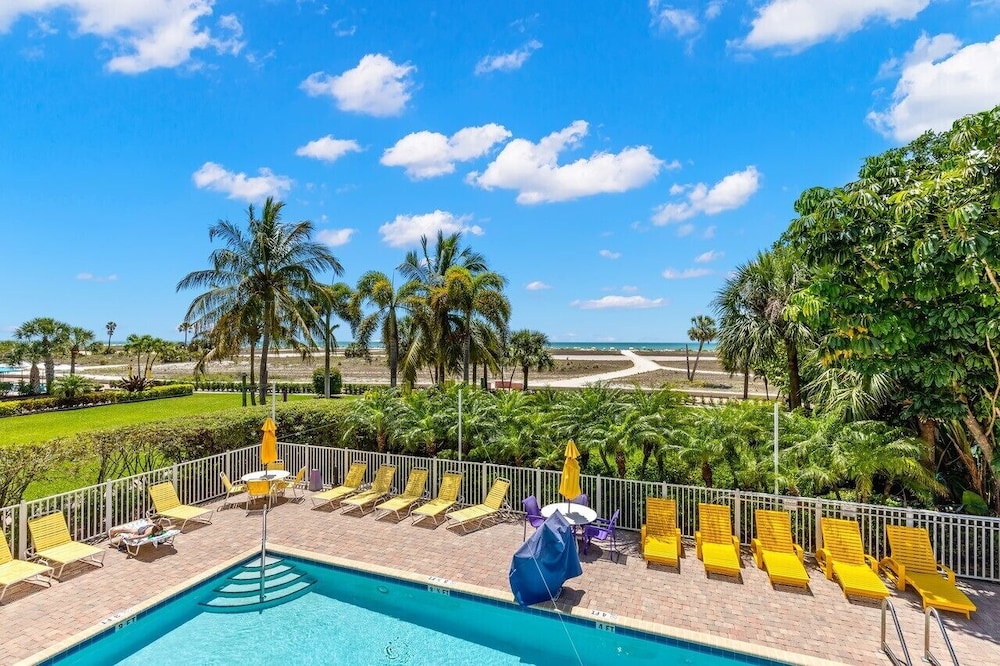South Beach Condo Hotel