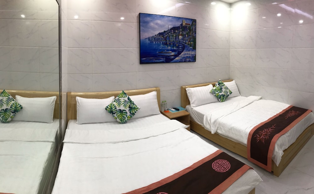 Deluxe Private Room , 2 bed ,4 Guests ,1 Private Bath
