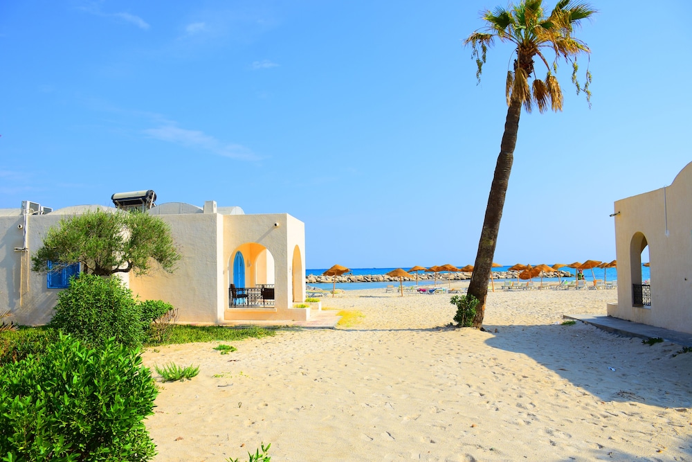 Hotel Royal Lido Resort & Spa - Image 1