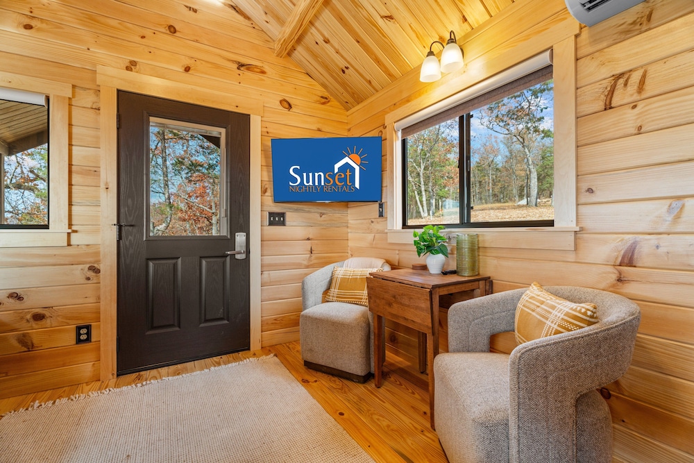 P-bay The Roost 1 Bedroom Home