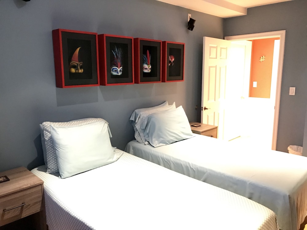 My Favorite Place-NYC-Shared Apartment