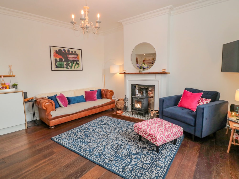 8 Pedwell Way