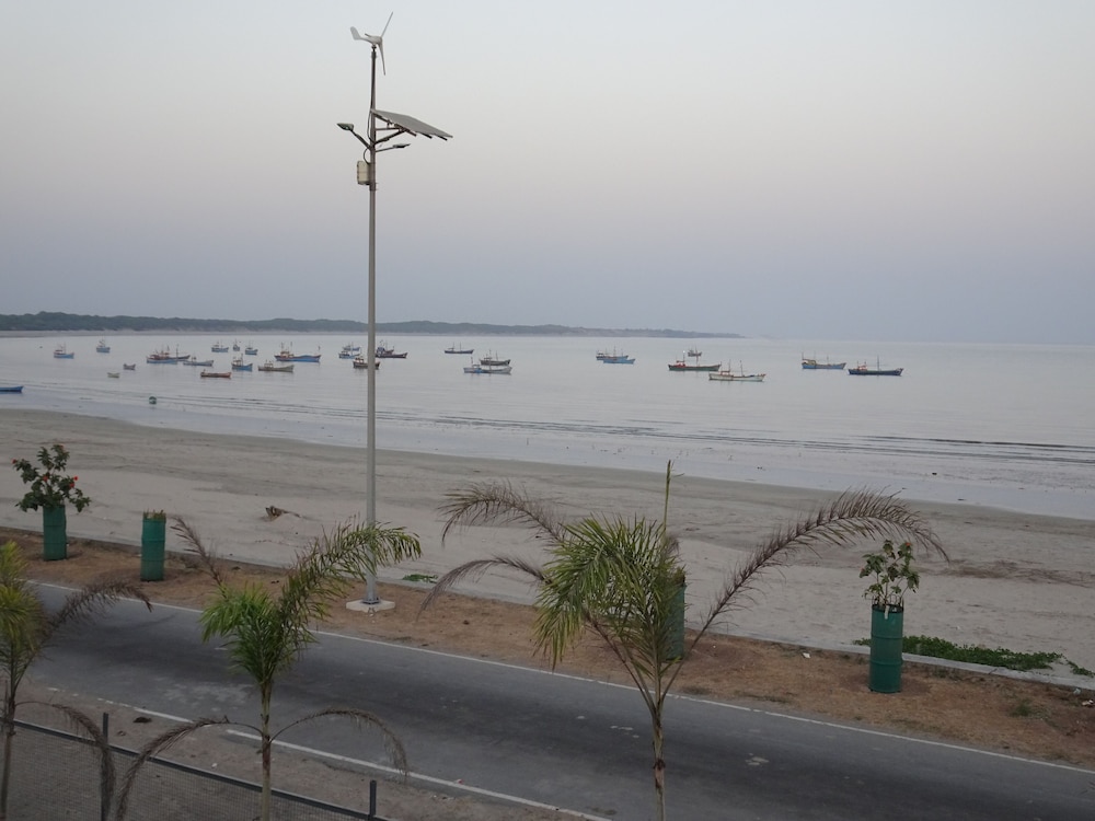 SIMBOR BEACH RESORT
