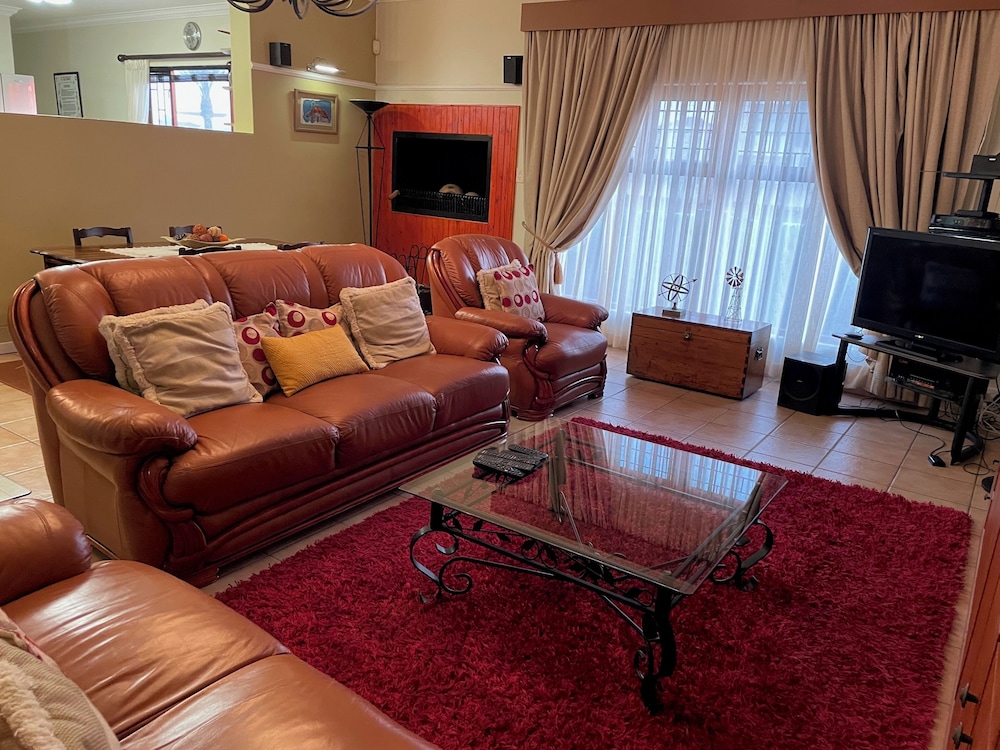 Canosas Home