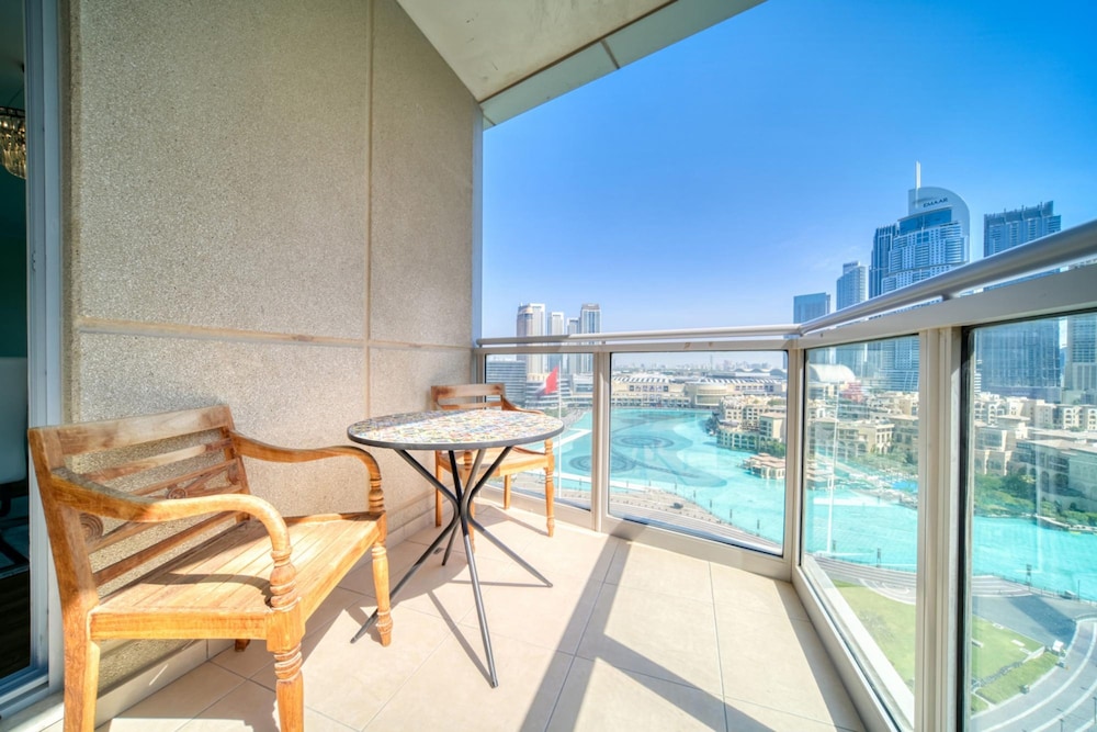 Upscale 2BR w Burj Khalifa Fountain Views