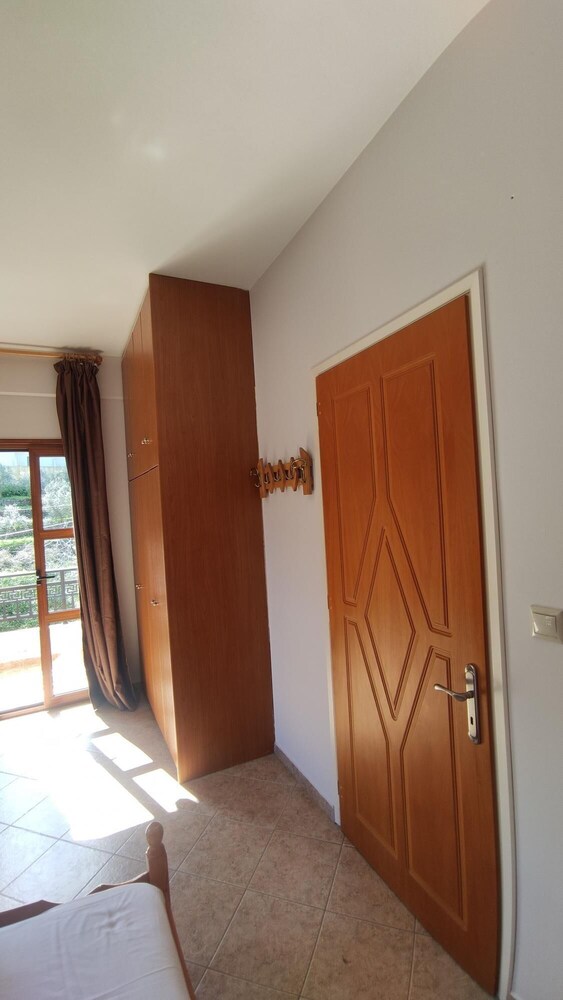 Nikos Apartments A3 in Gialiskari view 4
