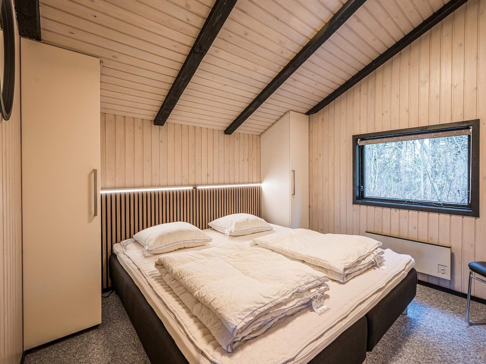 6 Person Holiday Home in Norre Nebel view 4