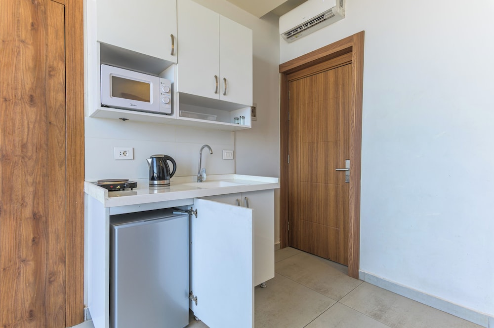 Gate 9 Tower -Studios & Apts Mar Mikhael