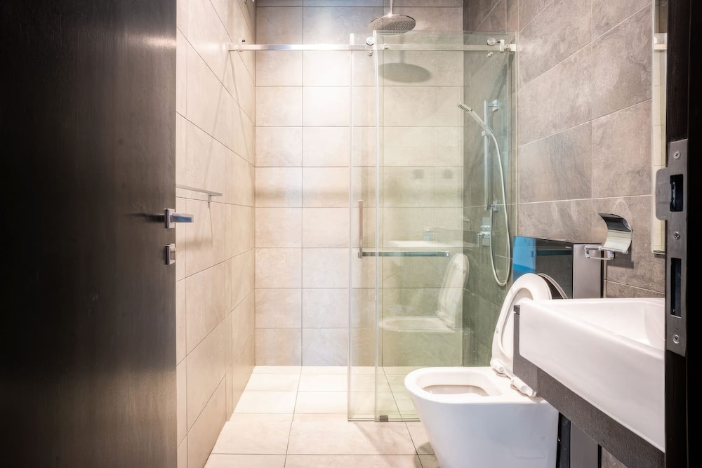 Opus Residences by Emily in Town photo 7