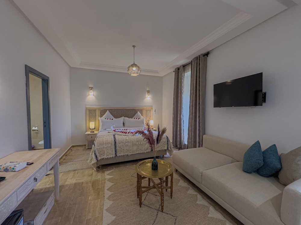 Riad Tonaroz Gold