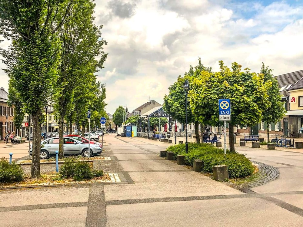Holiday Home Near Dusseldorf Exhibition Centre