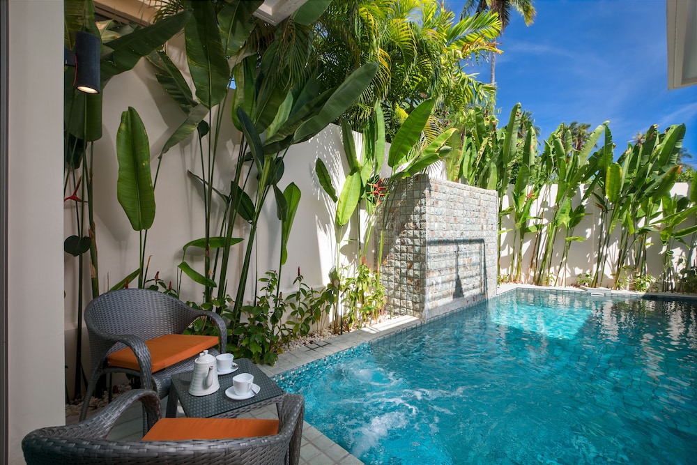 Laem Ka Residence by Tropiclook