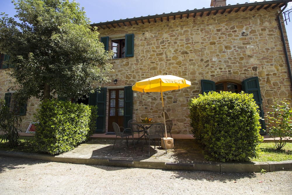 Borgo Il Poggio Agriturismo