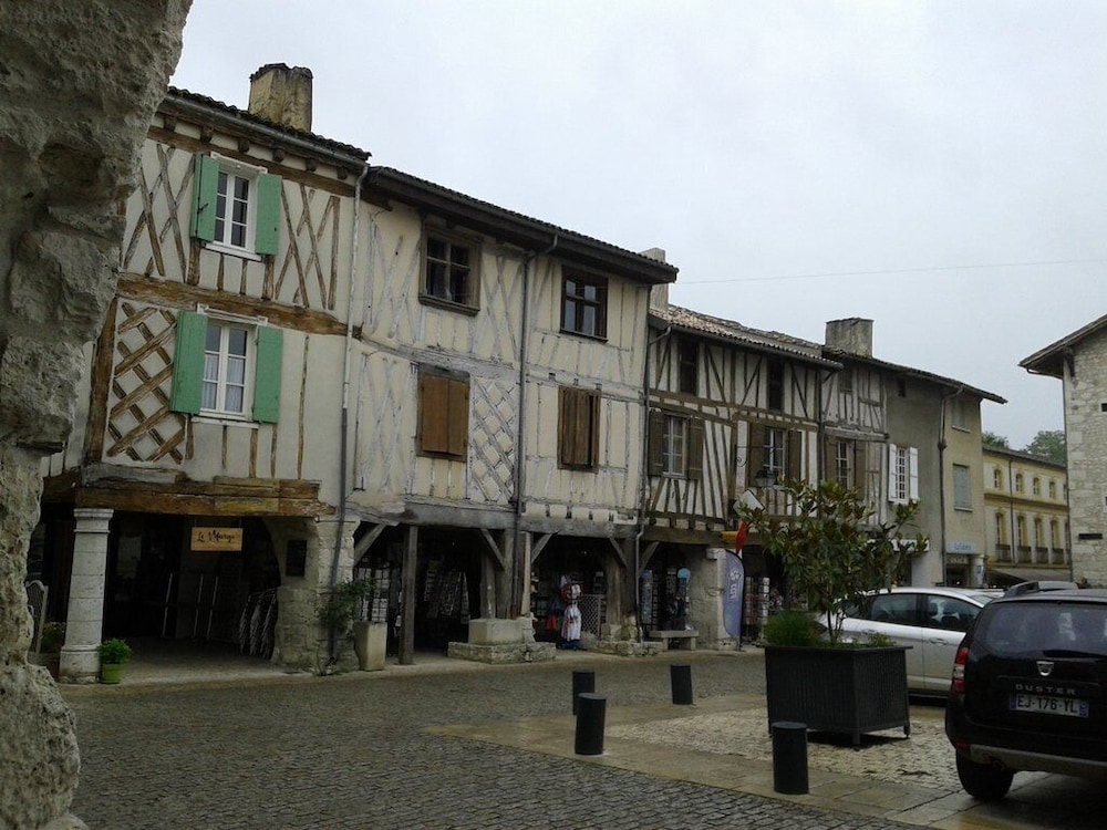 Photo 6