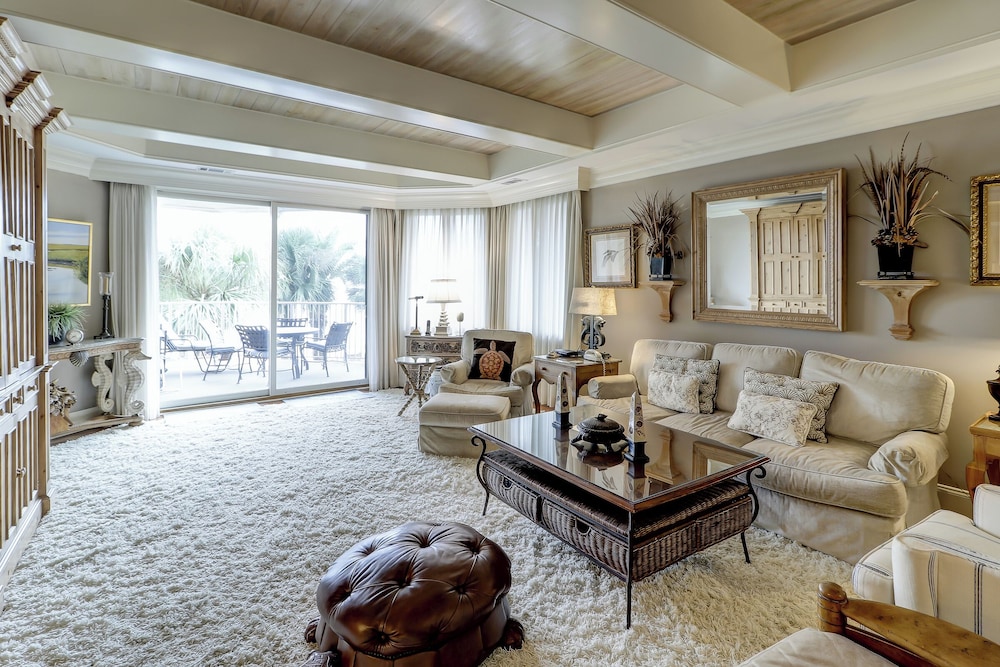 2001 Turtle Lane at The Sea Pines Resort