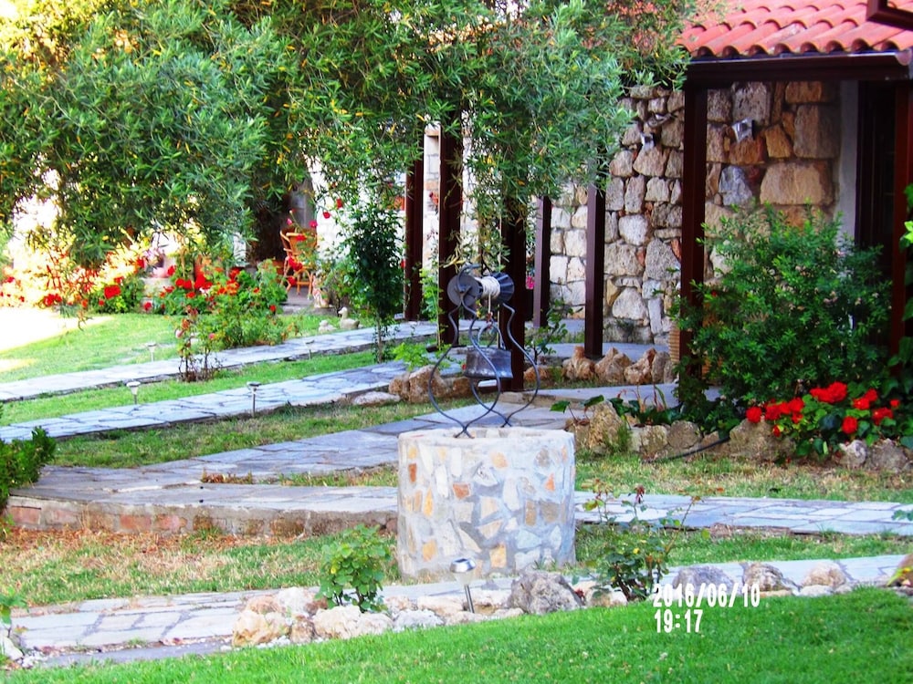 Peristeridis Apartments view 4