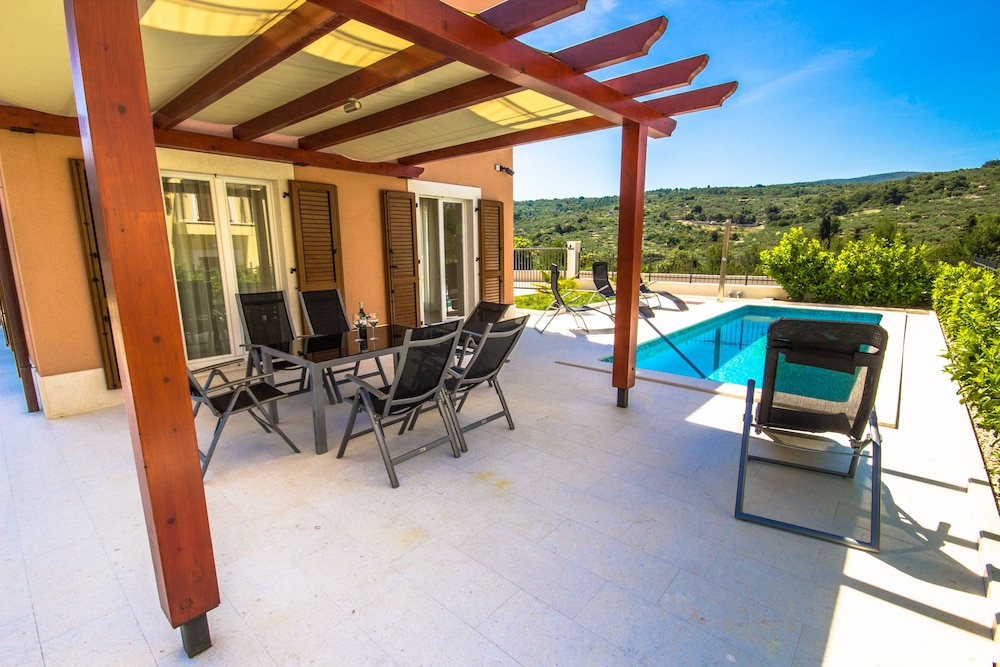Villas Brac Hills