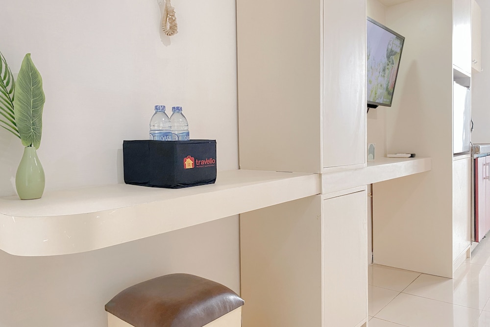 Cozy Studio Apartment Bassura City