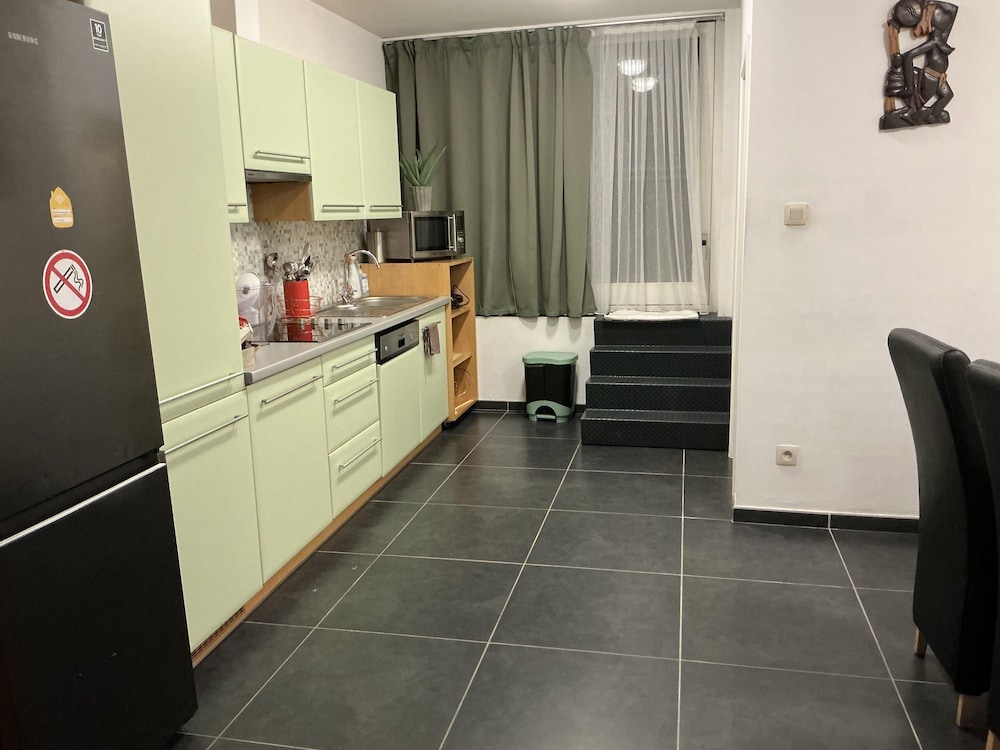 Holiday Home for 4 in Diest With Parking