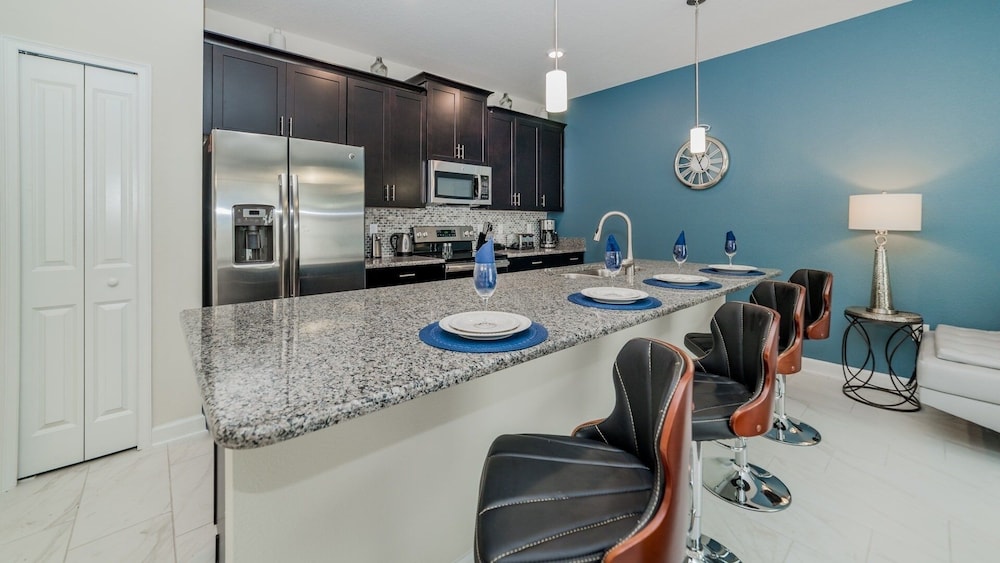Storey Lake Resort 4 Bedroom Private Pool Townhome 4 Townhouse