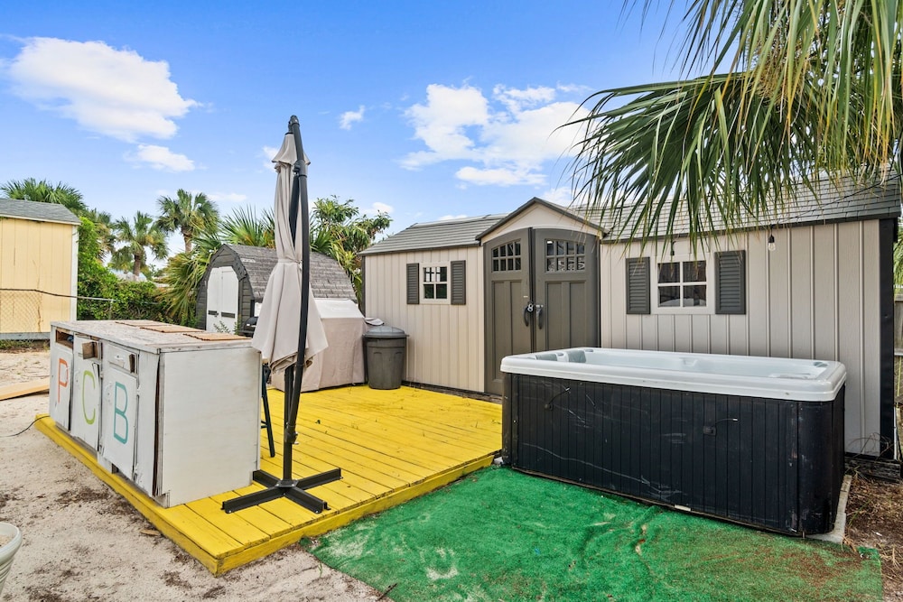 The Beach Bungalow by Book That Condo