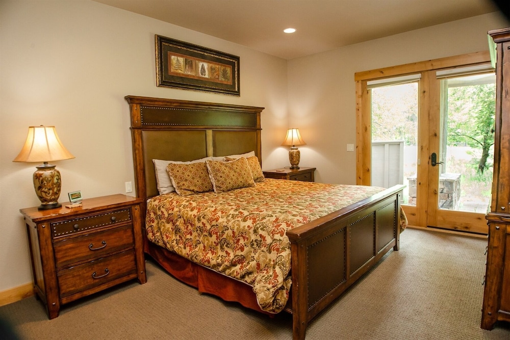 Vista 14 5 Bedroom Home