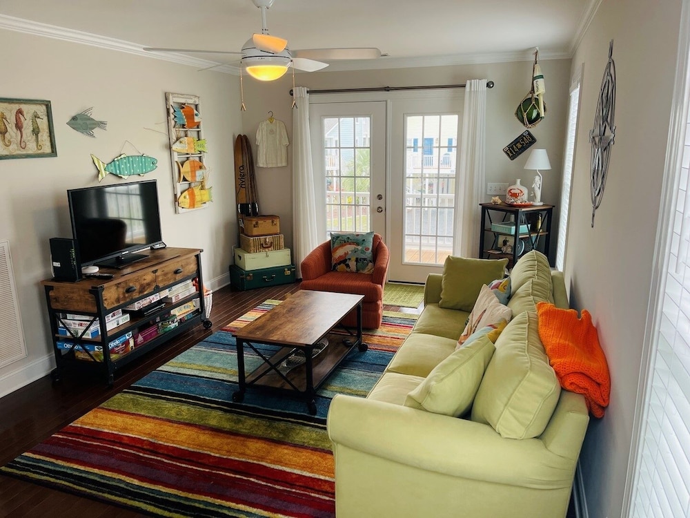 Compass Rose 4 Bedroom Home by RedAwning