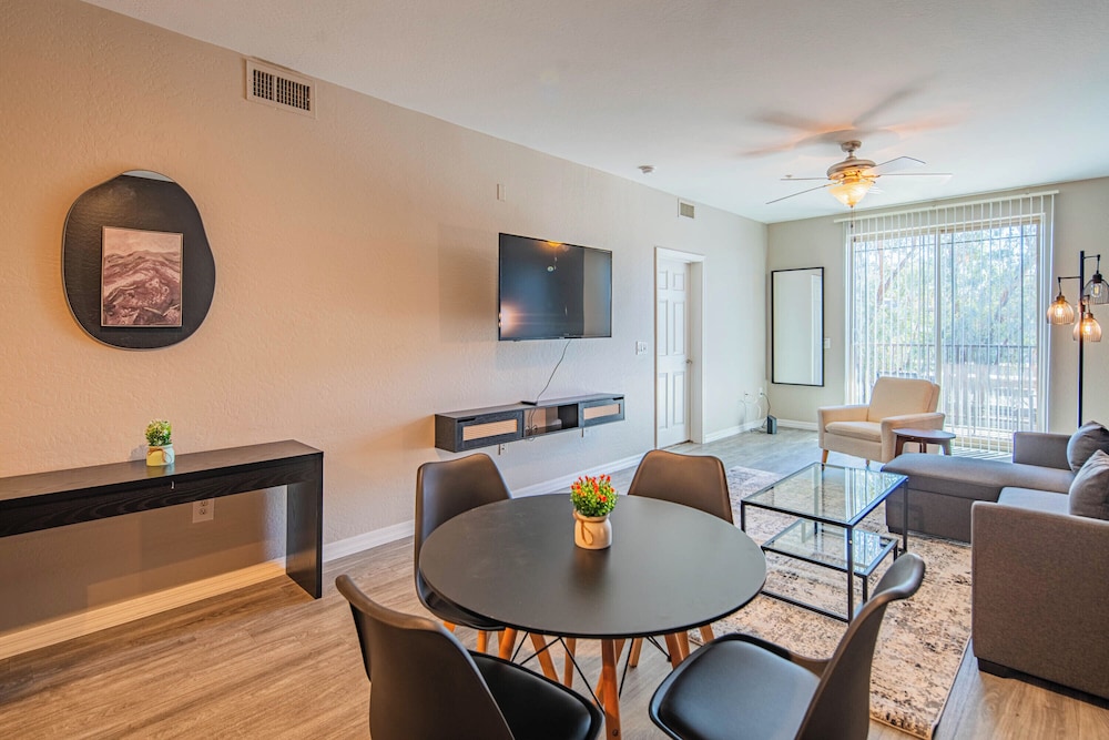 ROVE LIVING/KL - The Fredrick Tempe
