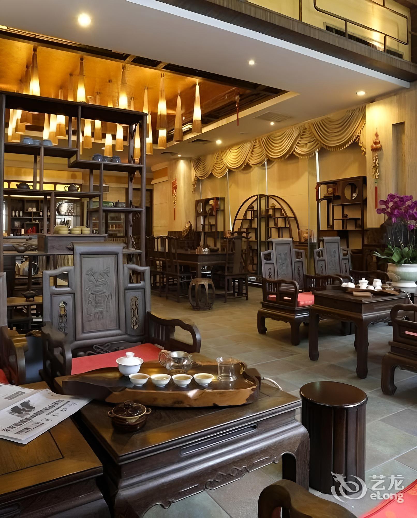 Golden Lotus Herton Seaview Hotel - Haikou