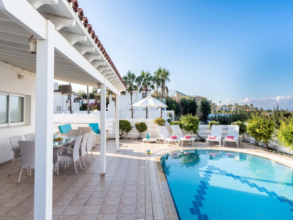 BLUET Seaview Villa DPSA01