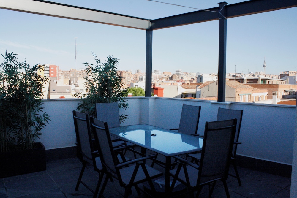 APARTAHOTEL MADRID URBAN SUITES - EDIFICIO EXCLUSIVO - 7 Apartments Boutique Full Equiped