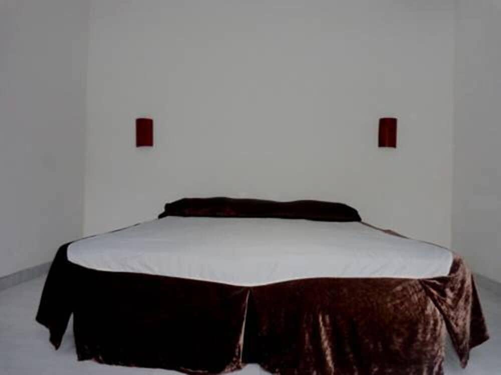 Surf Ocean Villa view 2