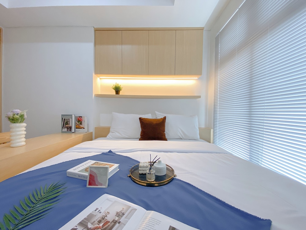Simple 3Br At Pollux Chadstone Apartment