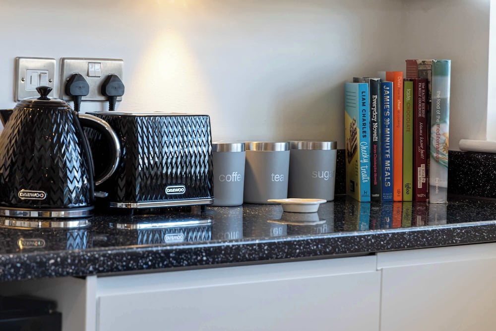 Cosy Apartment in the Heart of Sale