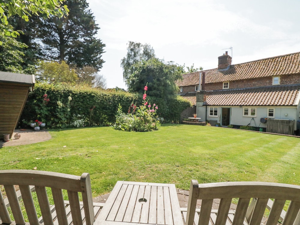 Shoemakers Cottage, Friston