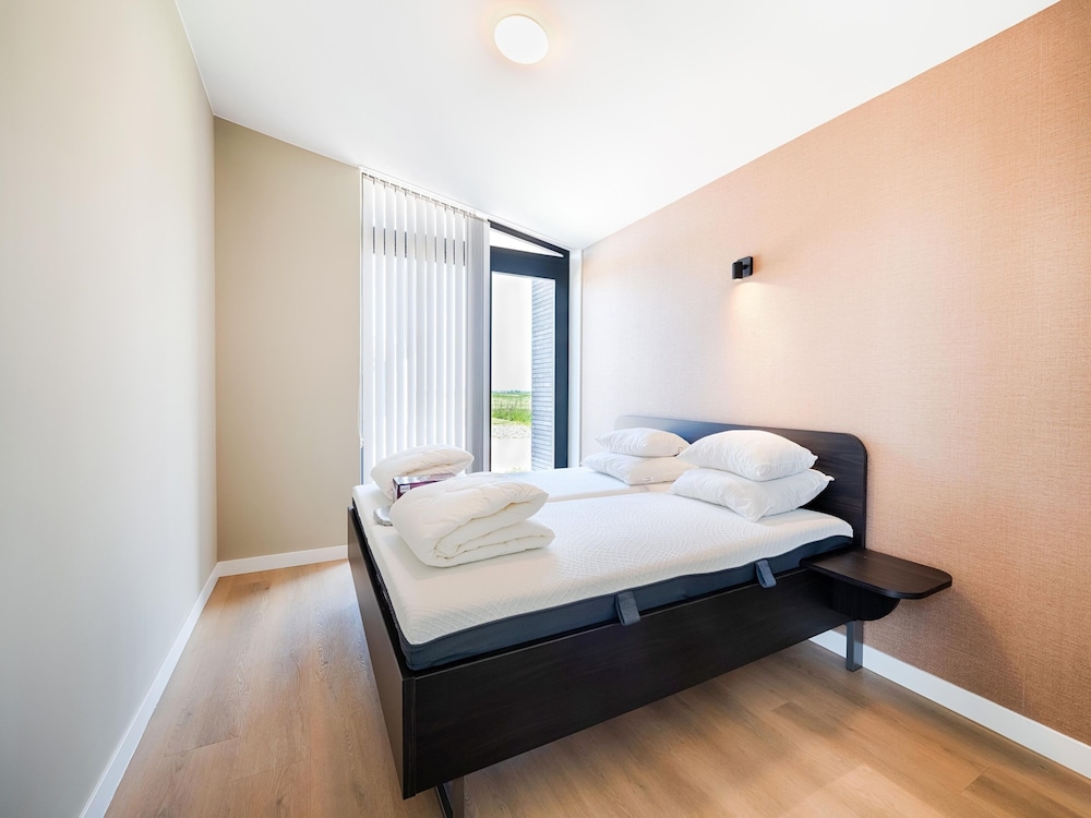 Holiday Home in Oud Ade Near Kaag Lakes