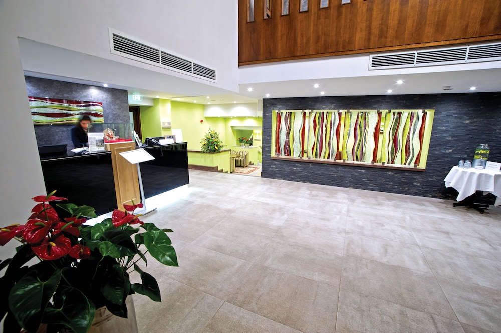 Farnham Vacations - Frensham Pond Country House Hotel  Spa - Property Image 3