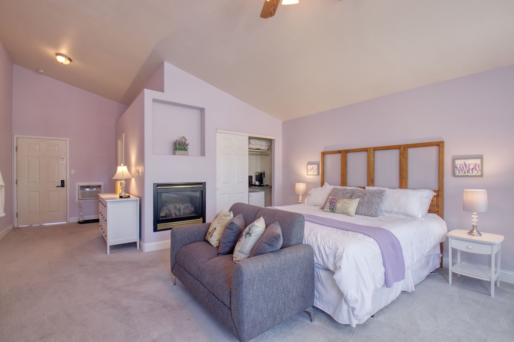 Castle Creek B&B