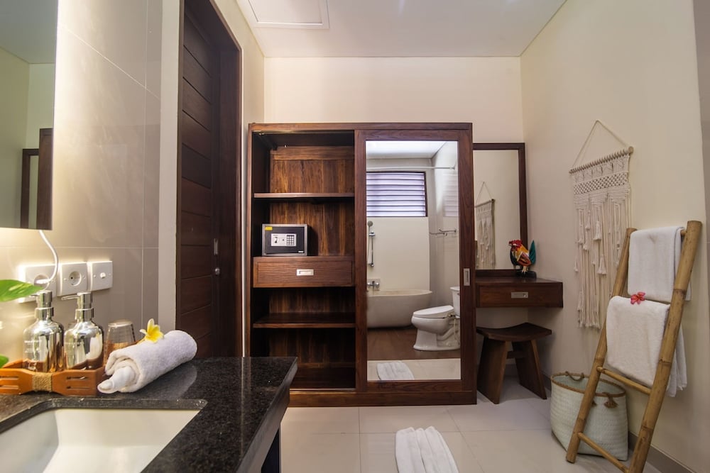 Marijo Villa 2BR Private Pool Mins to Central Ubud